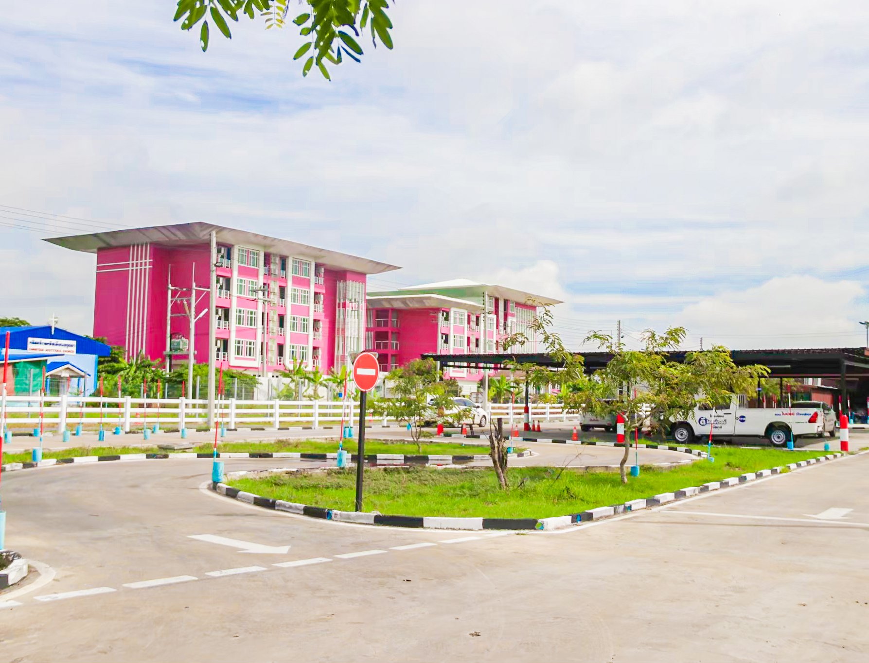 โรงเรียนสอนขับรถ อโยธยา